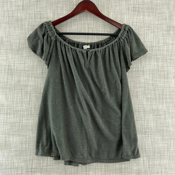 Max Studio Boat Neck Ruffle Cap Sleeve Front Keyhole  Elastic Neckline Blouse L - Picture 1 of 9